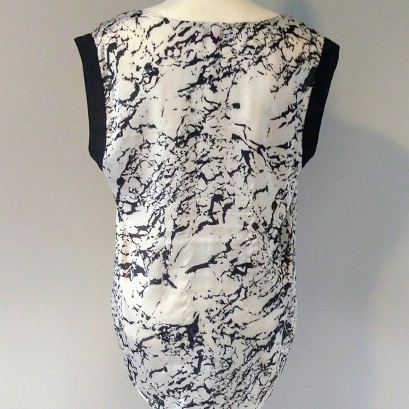 3 for $15 Vince Camuto  Sleeveless top - Picture 4 of 7